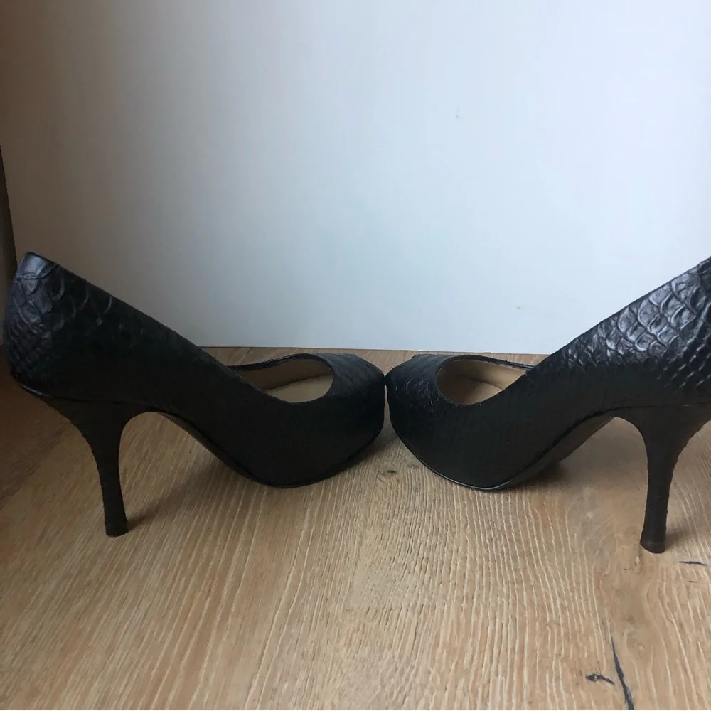 Giuseppe Zanotti snake embossed black peep toe platform shoes sz 36//6USpricefir
